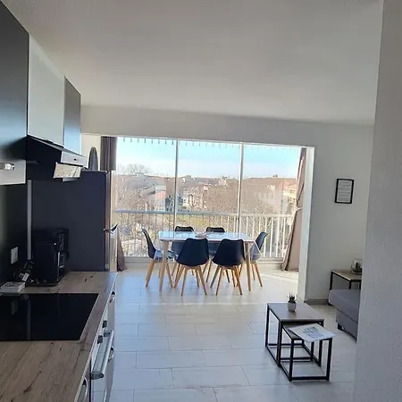 Sopraland 515, T2 Parking Piscine, 200m Apartment Agde