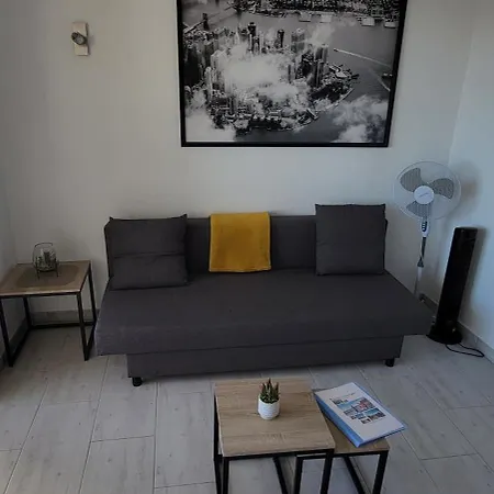 Apartment Sopraland 515, T2 Parking Piscine, 200m
