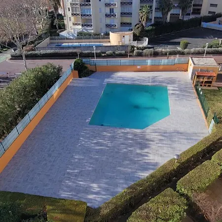 Sopraland 515, T2 Parking Piscine, 200m Apartment Agde